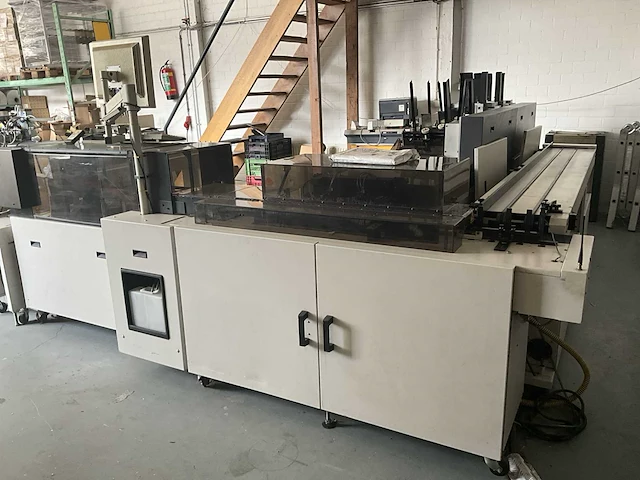 Pitney bowes fps12f couverteermachine / verpakkingslijn - afbeelding 31 van  35