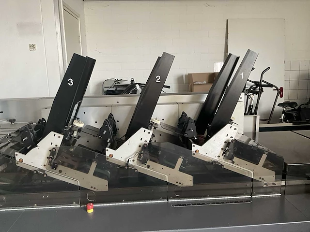 Pitney bowes fps12f couverteermachine / verpakkingslijn - afbeelding 35 van  35