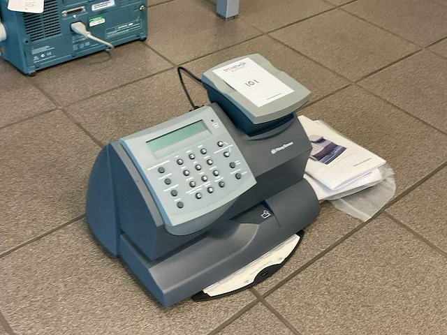 Pitney bowes k700 frankeermachine - afbeelding 2 van  5