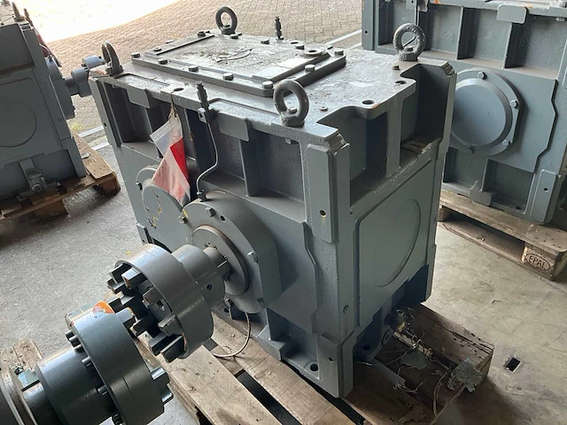 Piv pb31-r11-v12-4.5-z3 reductor - afbeelding 2 van  7