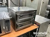 Pizza oven