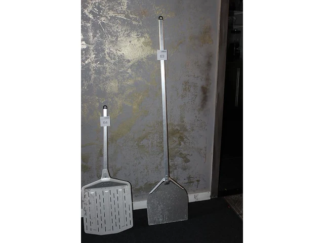 Pizzaschep met lengte 153 cm. - afbeelding 2 van  2
