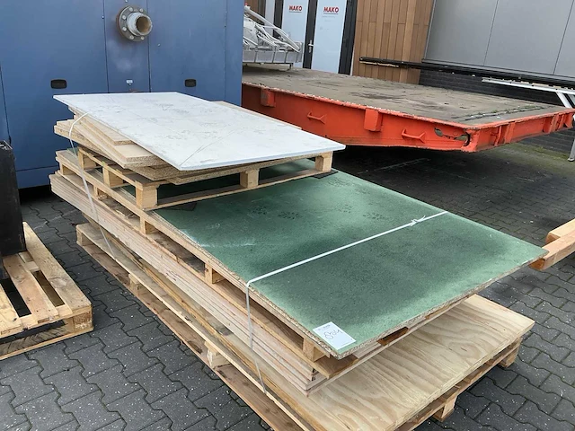 Plaathout - afbeelding 5 van  5