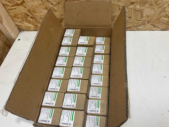 Plaatschroef 4,2x9,5 (7800x) - afbeelding 4 van  4