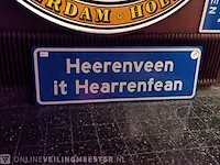 Plaatsnaambord it hearrenfean - afbeelding 1 van  2
