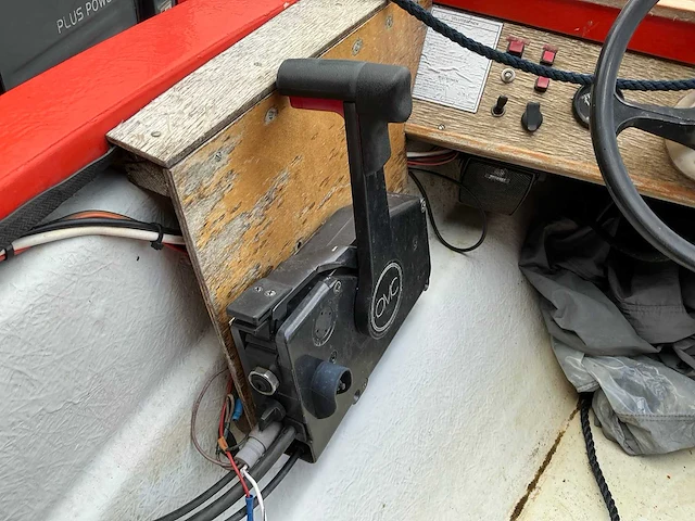 Placom speedboot met trailer - afbeelding 2 van  13
