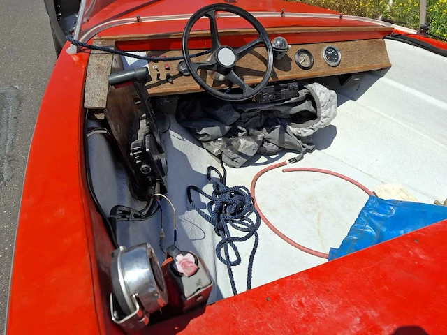 Placom speedboot met trailer - afbeelding 13 van  13
