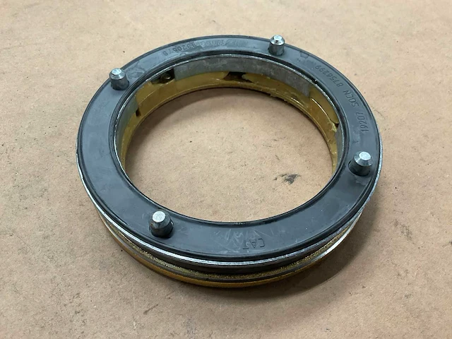 Plain encased seal (17x) - afbeelding 1 van  4