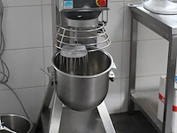 Planeetmenger varimixer bear rn20/vl2 met 2 kommen, mixer en menger. bouwjaar 2017. 230v. - afbeelding 2 van  5