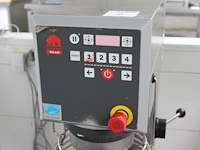 Planeetmenger varimixer bear rn20/vl2 met 2 kommen, mixer en menger. bouwjaar 2017. 230v. - afbeelding 3 van  5