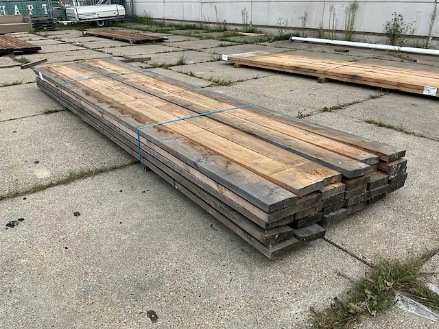 Plank fijn bezaagd douglas (30x) - afbeelding 2 van  6