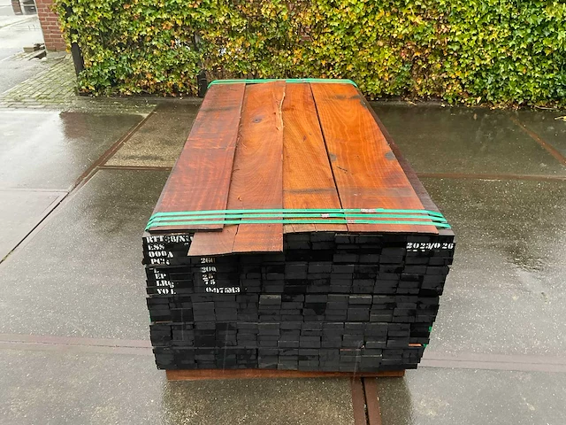 Plank fijn bezaagd niové (260x) - afbeelding 5 van  6