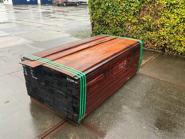 Plank fijn bezaagd niove (271x) - afbeelding 6 van  6