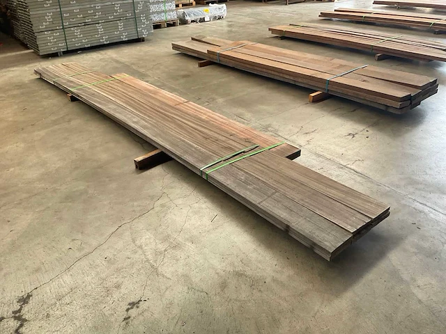 Plank geschaafd azobe (8x) - afbeelding 3 van  6