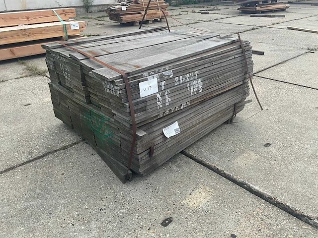 Plank ruw bezaagd azobe (175x) - afbeelding 1 van  6
