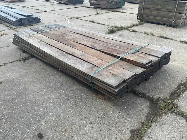 Plank ruw bezaagd azobe (56x) - afbeelding 4 van  6