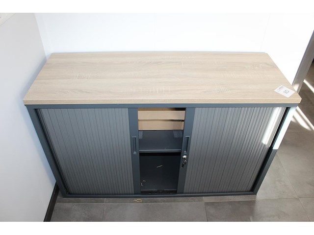 Plant in pot hoogte ca. 140 cm. - afbeelding 1 van  2