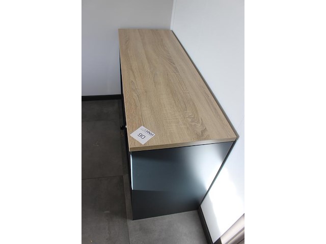 Plant in pot hoogte ca. 140 cm. - afbeelding 2 van  2