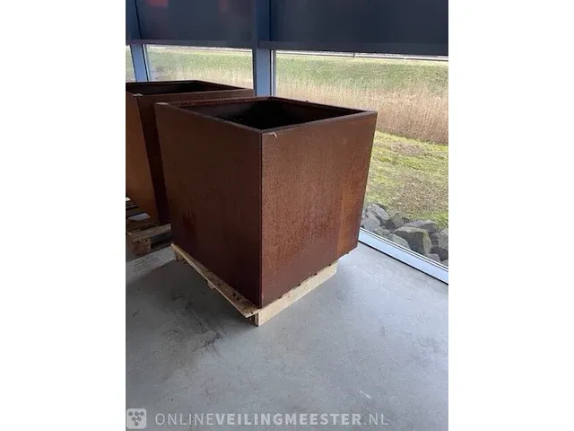 Plantenbak cortenstaal - afbeelding 1 van  5