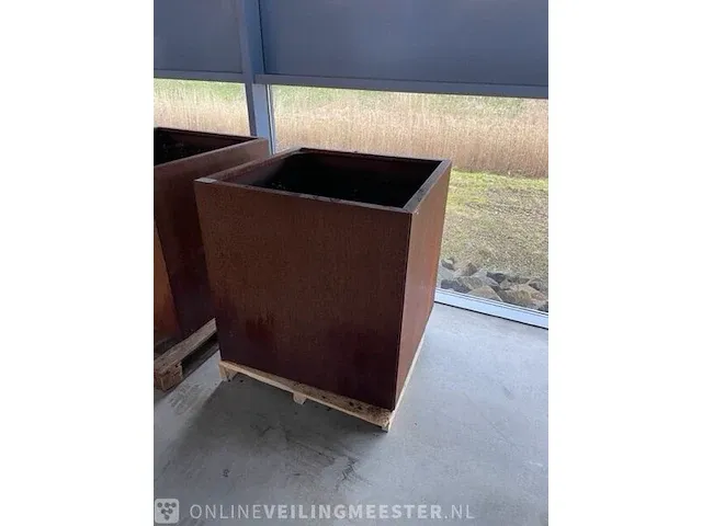 Plantenbak cortenstaal - afbeelding 2 van  5