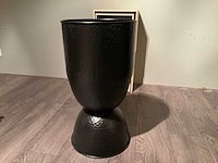 Plantenbak staal - afbeelding 1 van  5