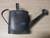 Plantengieters & bloempot - afbeelding 3 van  5