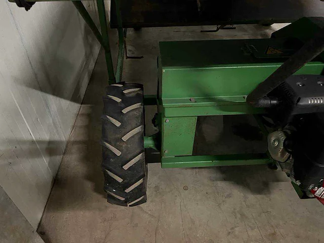 Plantmachine zelfrijdend - afbeelding 7 van  15