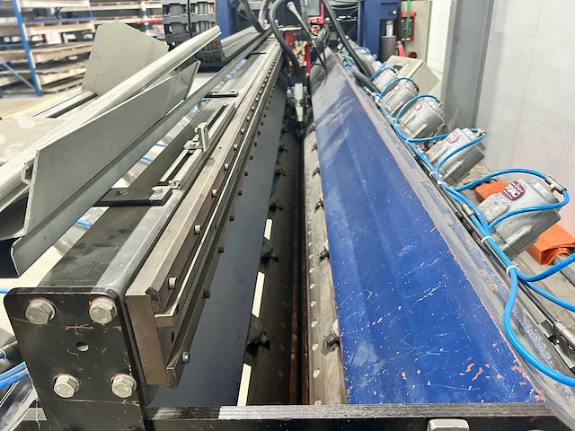 Plasma las (klem) bank - afbeelding 14 van  15