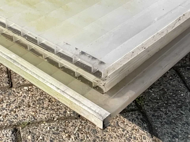 Plastic platen - afbeelding 5 van  5