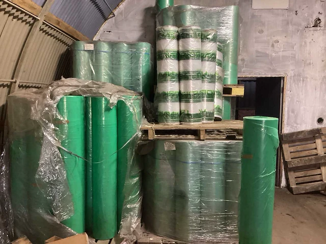 Plastic rol folie (100x) - afbeelding 1 van  3