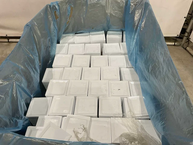 Plastic schaaltjes (14000x) - afbeelding 7 van  7
