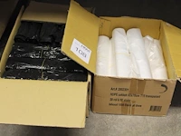 Plastic zakken in 2 dozen. - afbeelding 1 van  2