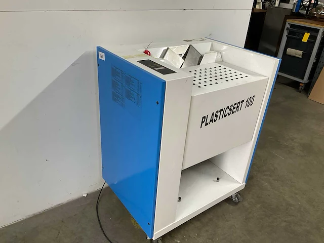 Plasticsert 100 verpakkingsmachine - afbeelding 3 van  5