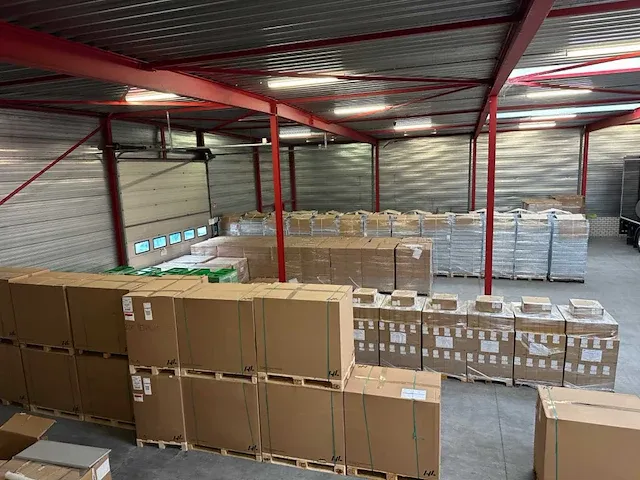 Plat dak staalconstructie 30x67 mtr (2010m2) - afbeelding 20 van  84