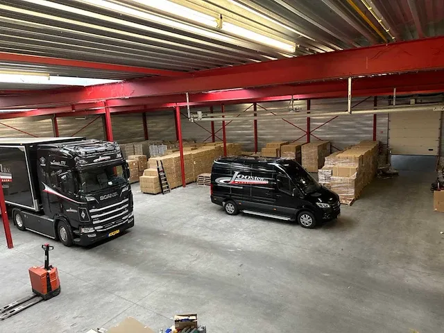 Plat dak staalconstructie 30x67 mtr (2010m2) - afbeelding 37 van  84