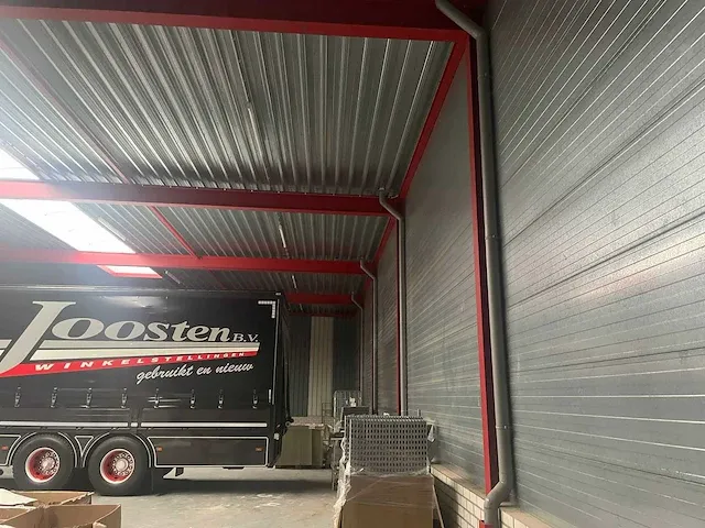 Plat dak staalconstructie 30x67 mtr (2010m2) - afbeelding 53 van  84