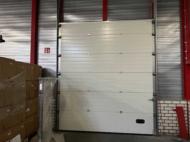 Plat dak staalconstructie 30x67 mtr (2010m2) - afbeelding 62 van  84