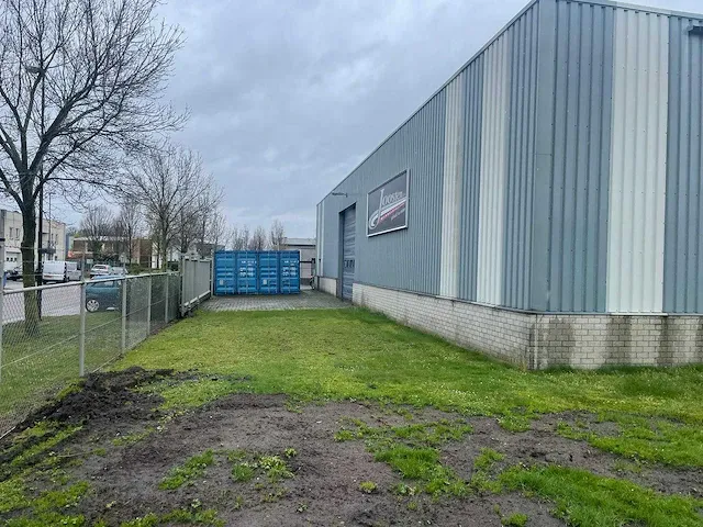 Plat dak staalconstructie 30x67 mtr (2010m2) - afbeelding 78 van  84