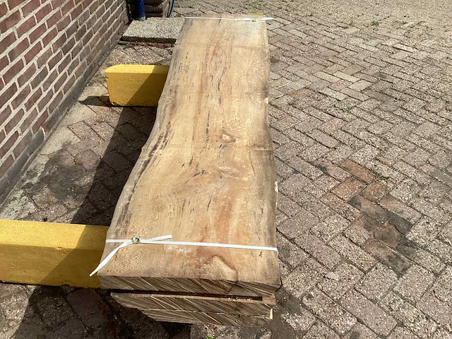 Plataan - 2019 gezaagd 200 x 580 x 2360 mm - schaaldeel (3x) - afbeelding 4 van  6