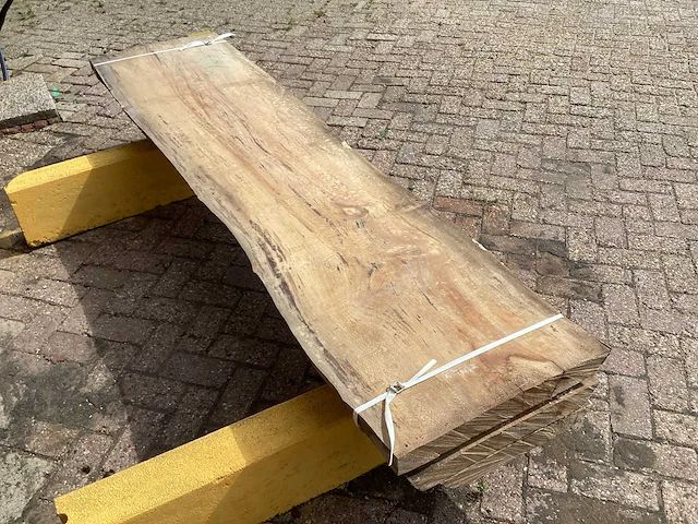 Plataan - 2019 gezaagd 200 x 580 x 2360 mm - schaaldeel (3x) - afbeelding 5 van  6