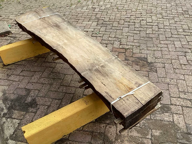 Plataan - 2019 gezaagd 240 x 600 x 2420 mm - schaaldeel (4x) - afbeelding 5 van  6