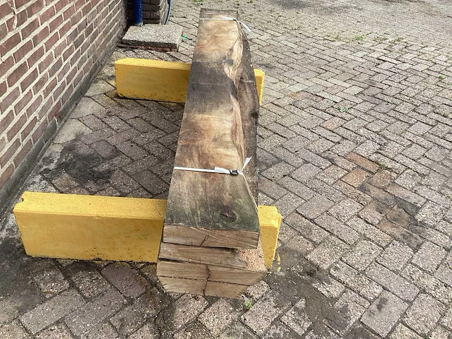 Plataan - 2019 gezaagd 270 x 340 x 2400 mm - schaaldeel (4x) - afbeelding 4 van  6