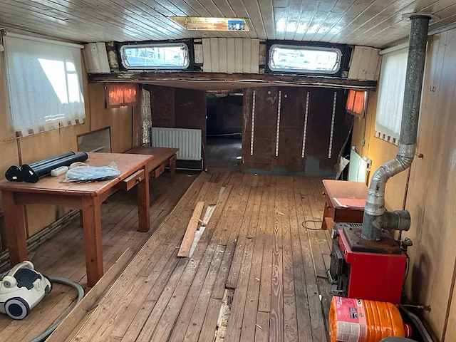 Platbodem casco woonschip - afbeelding 4 van  19