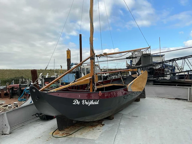 Platbodem zeilboot - afbeelding 1 van  51