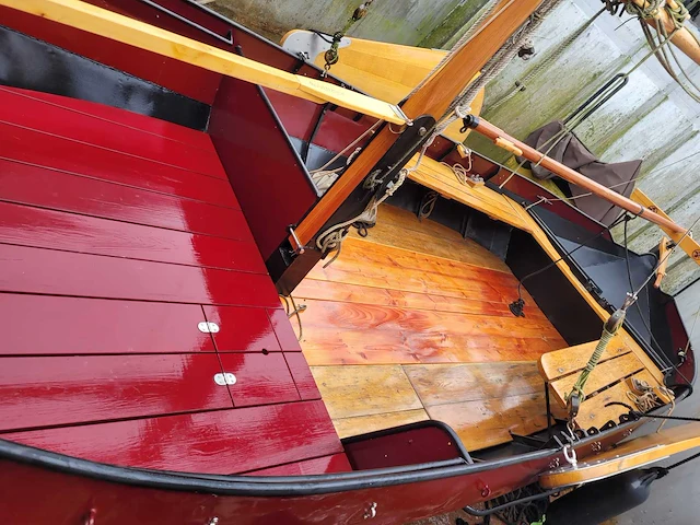 Platbodem zeilboot - afbeelding 18 van  51