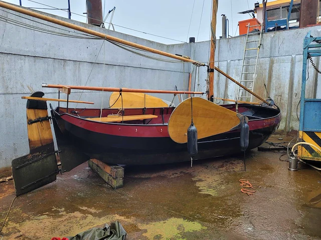 Platbodem zeilboot - afbeelding 20 van  51