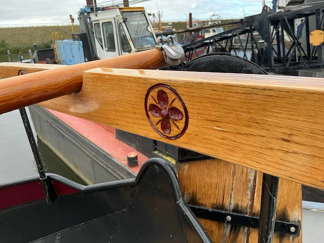 Platbodem zeilboot - afbeelding 24 van  51