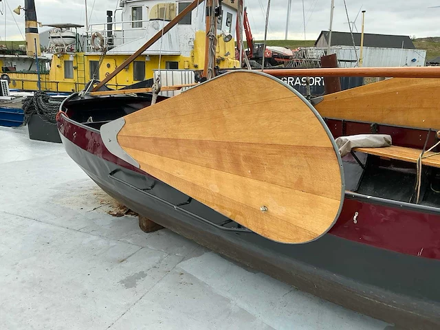 Platbodem zeilboot - afbeelding 45 van  51