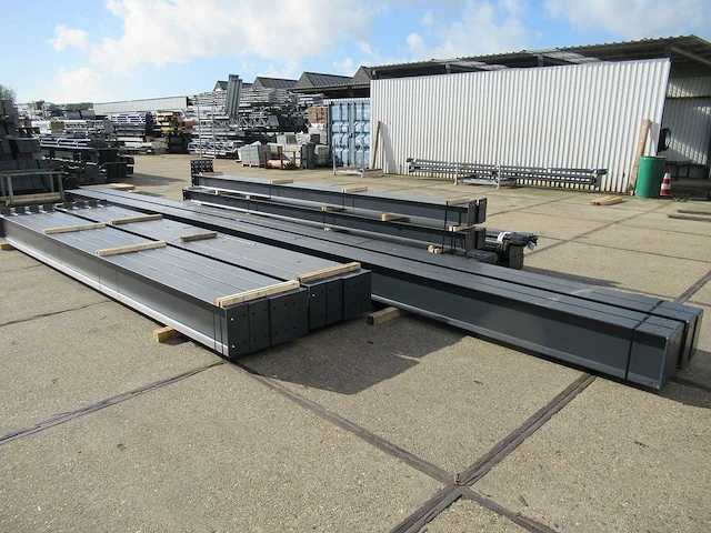 Platdak - staalconstructie 11.44 x 30.00 meter (343m2) - afbeelding 2 van  20