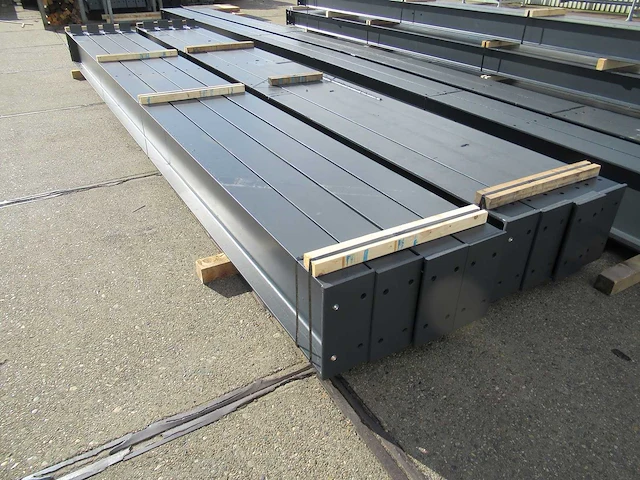 Platdak - staalconstructie 11.44 x 30.00 meter (343m2) - afbeelding 4 van  19